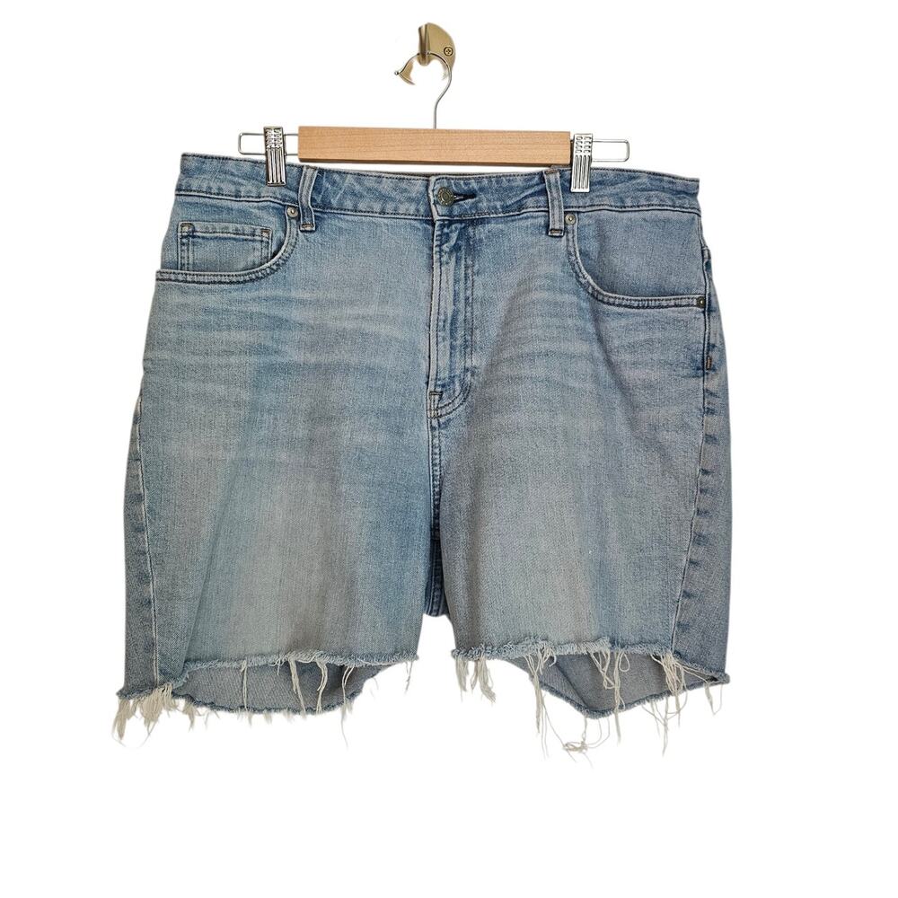 Everlane The Curvy Cheeky Cutoff Light Wash High Rise Denim Jean Shorts